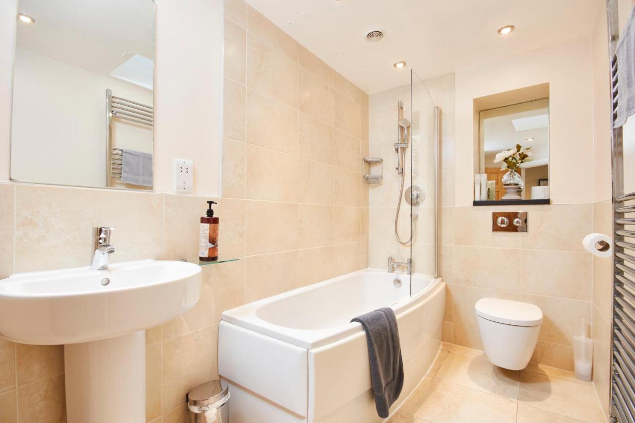 The Stunning Duplex Gem In The Heart Of Bath 아파트 외부 사진